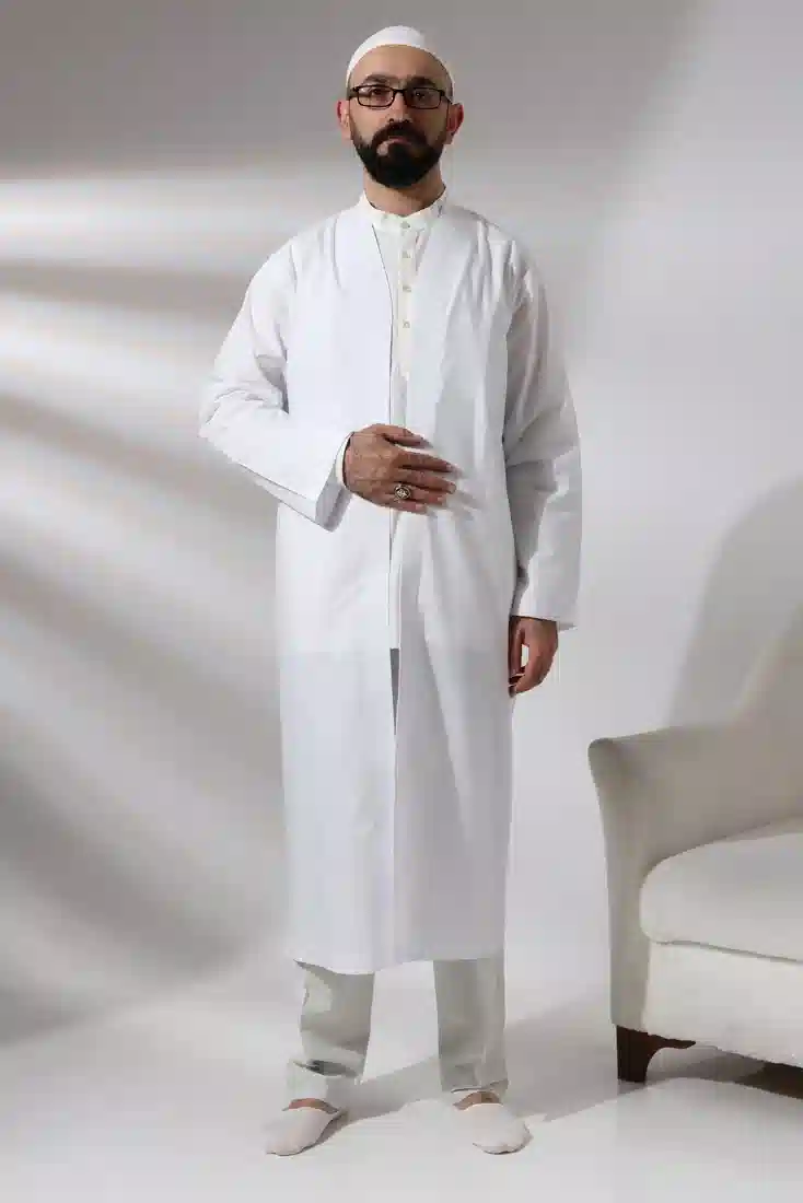 Beyaz Erkek Namaz Elbisesi V Yaka Düğmesiz Önü Açık Namaz Cübbesi